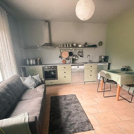 The Blue Door Apartment Кэрсивин Экстерьер фото